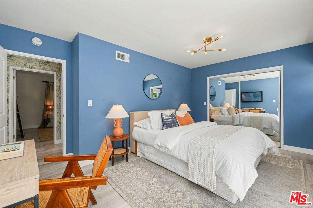 4866 Rosa Road Woodland Hills, CA 91364 - Photo 46 of 49