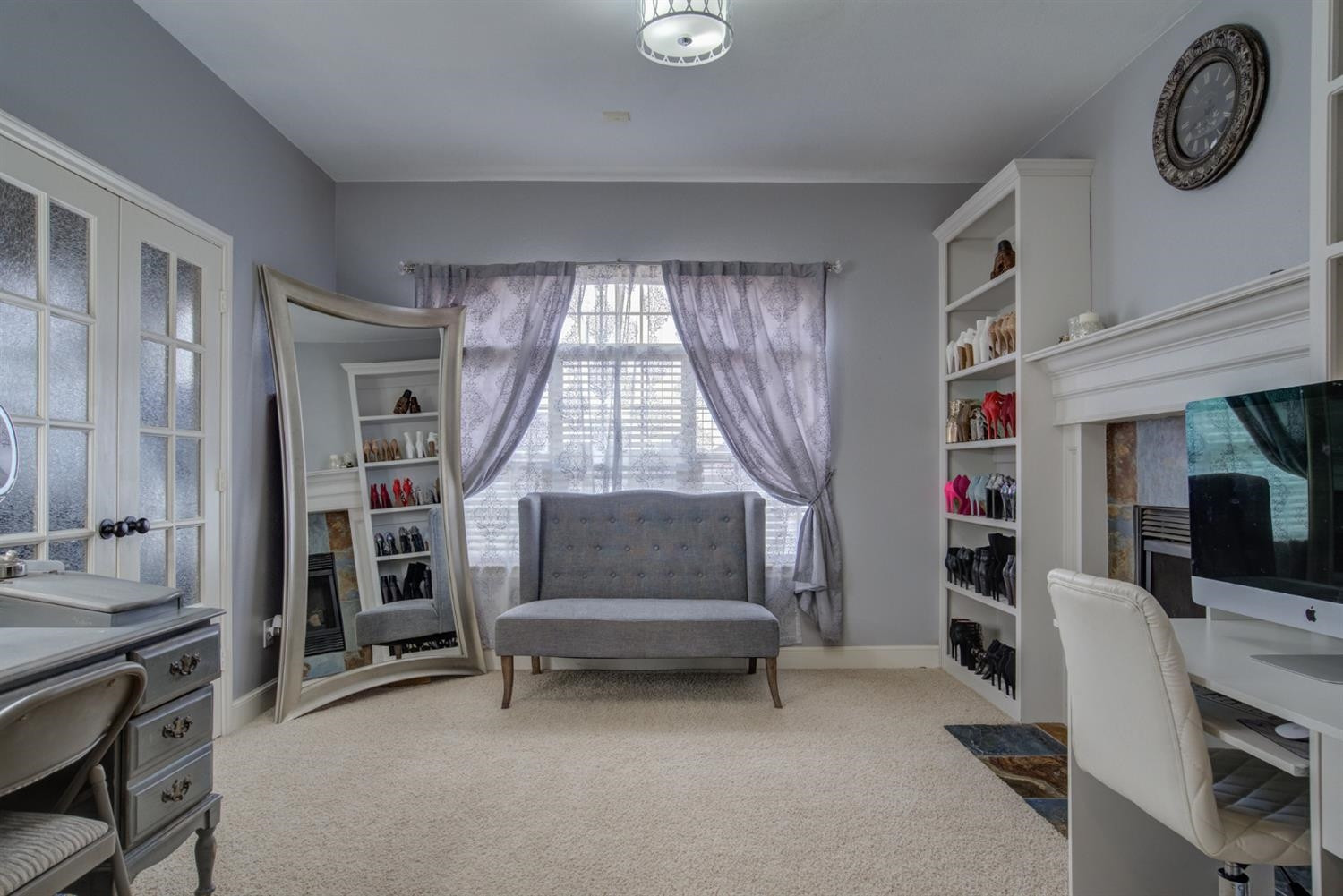 5904 110th Street Lubbock, TX 79424 - Photo 21 of 50 a bedroom with furniture and a window