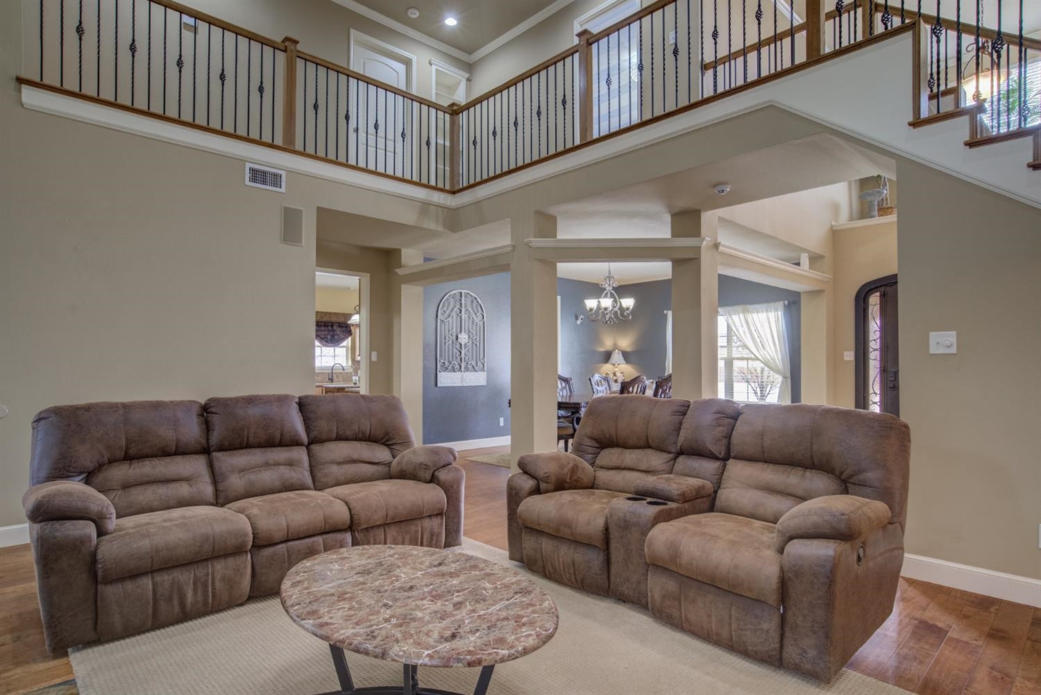 5904 110th Street Lubbock, TX 79424 - Photo 10 of 50 a living room with furniture