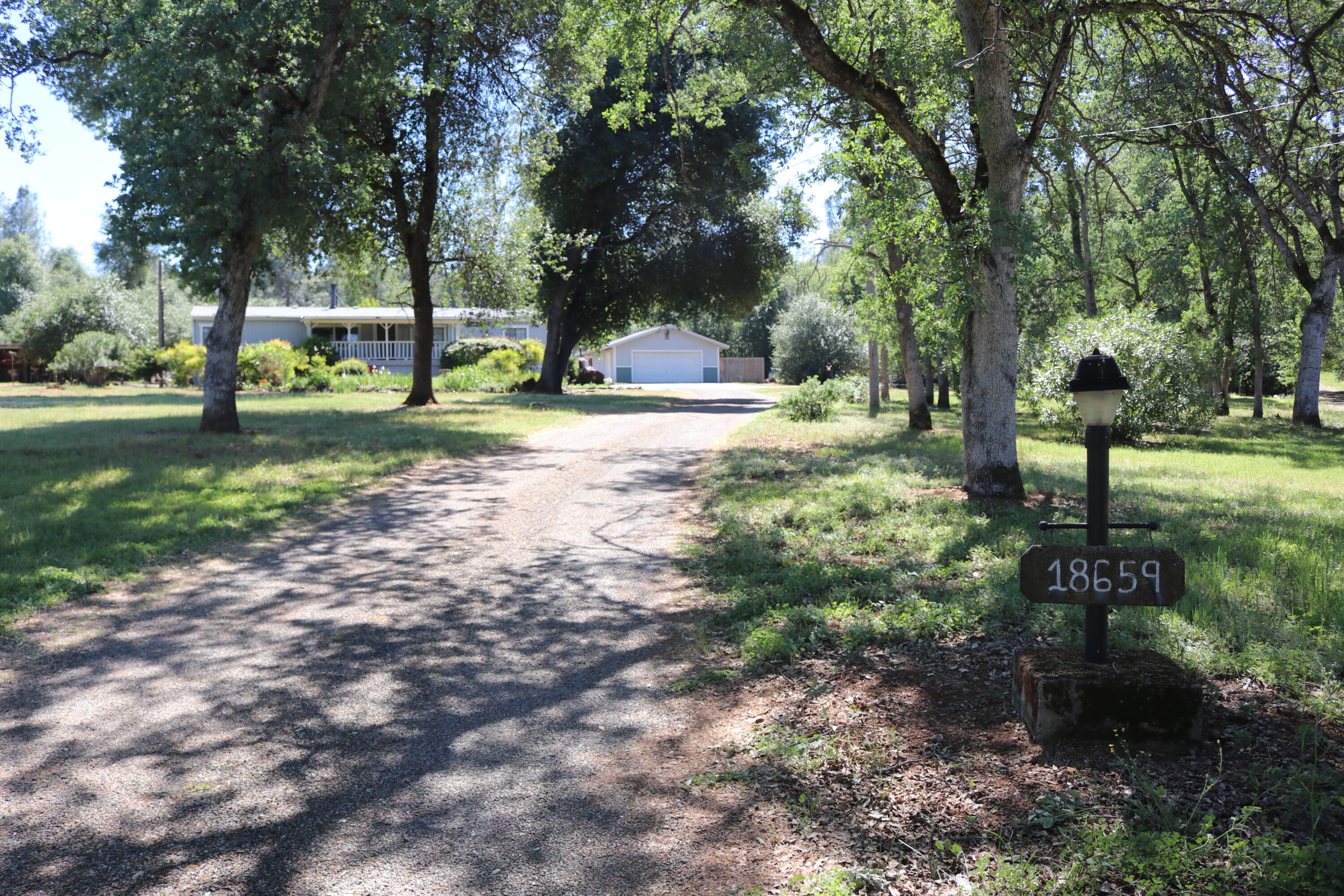 18659 Thomas Road Anderson, CA 96007 - Photo 2 of 45 18659 Thomas Rd