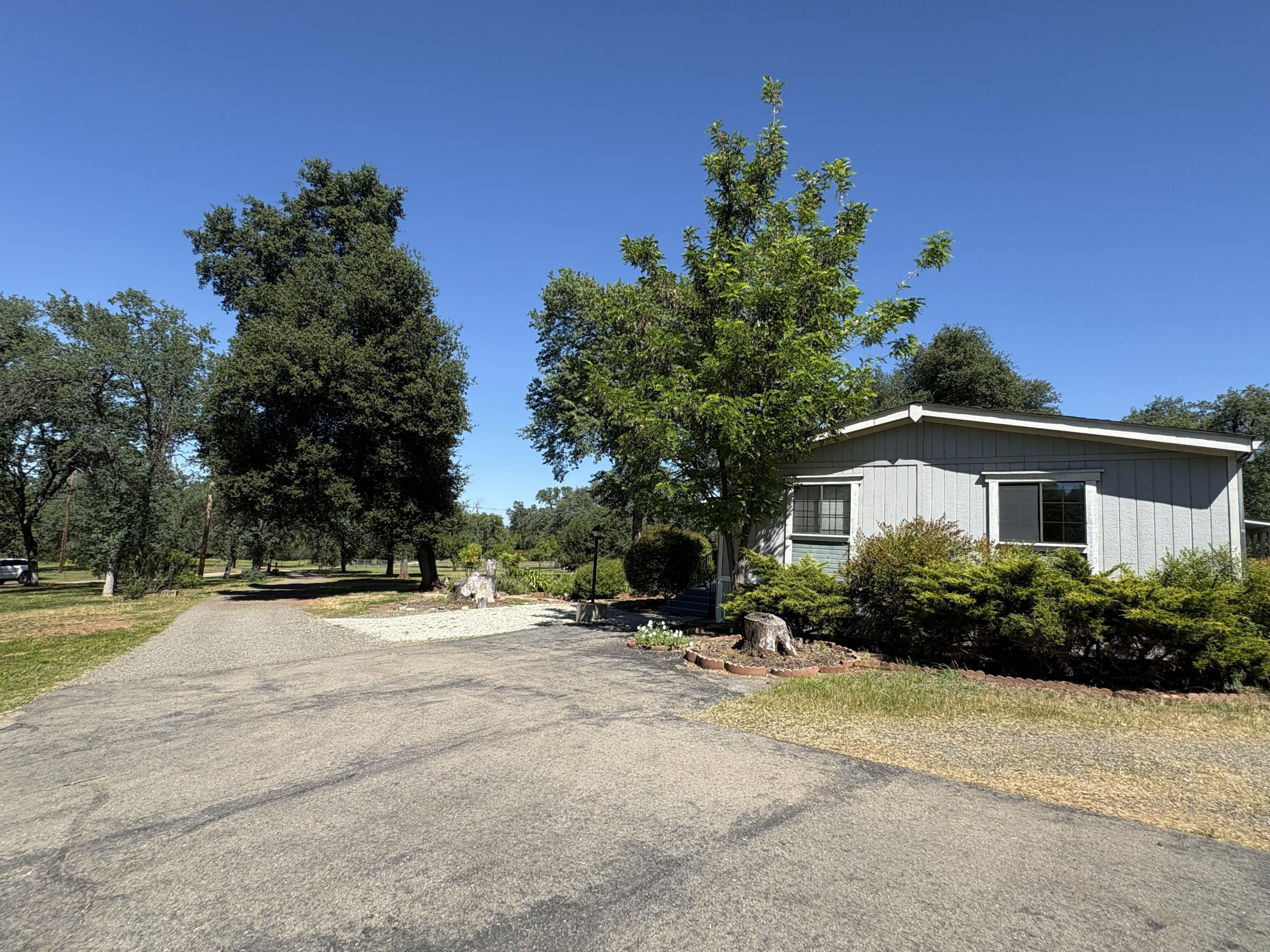 18659 Thomas Road Anderson, CA 96007 - Photo 32 of 45 IMG_1239