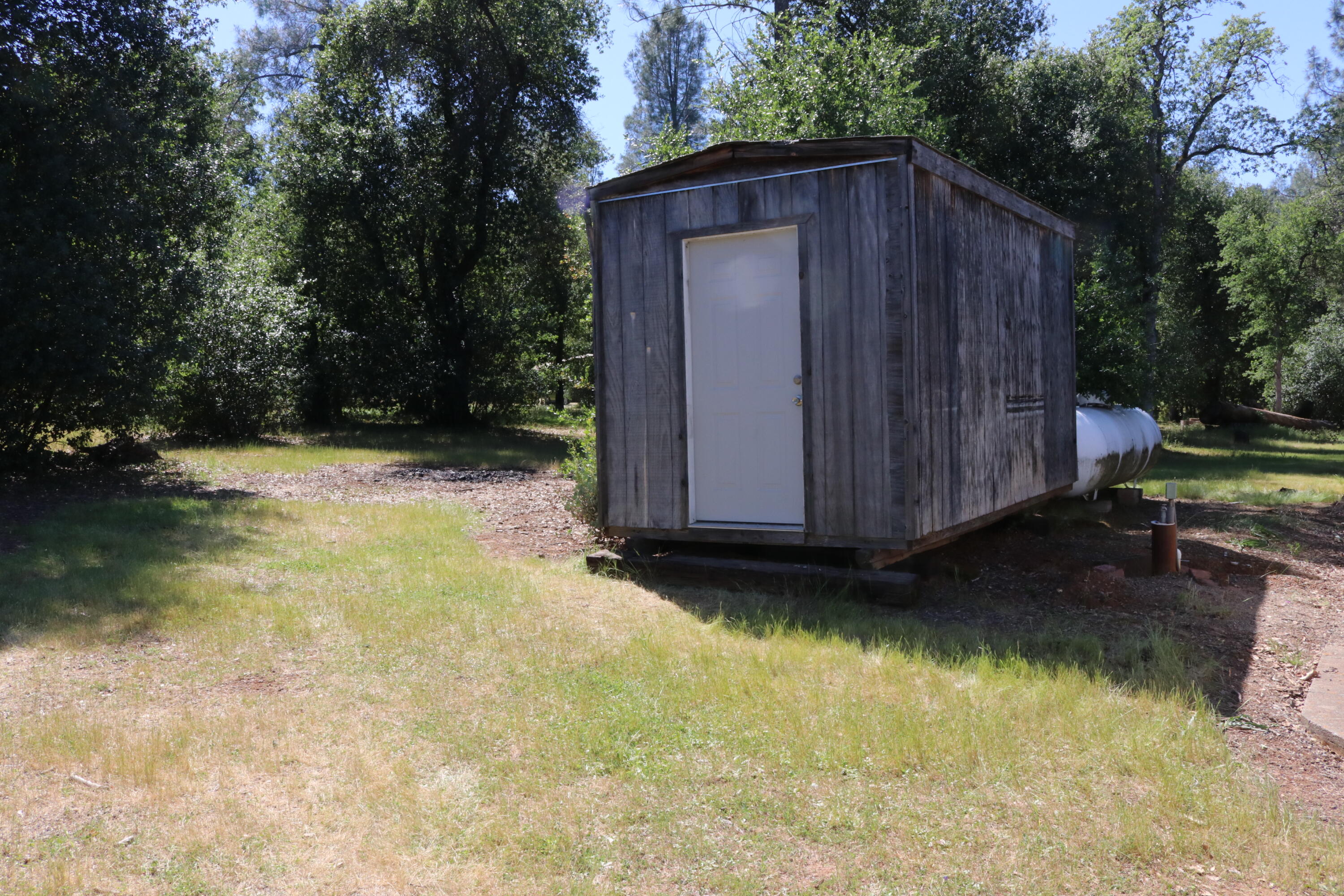 18659 Thomas Road Anderson, CA 96007 - Photo 36 of 45 Shed