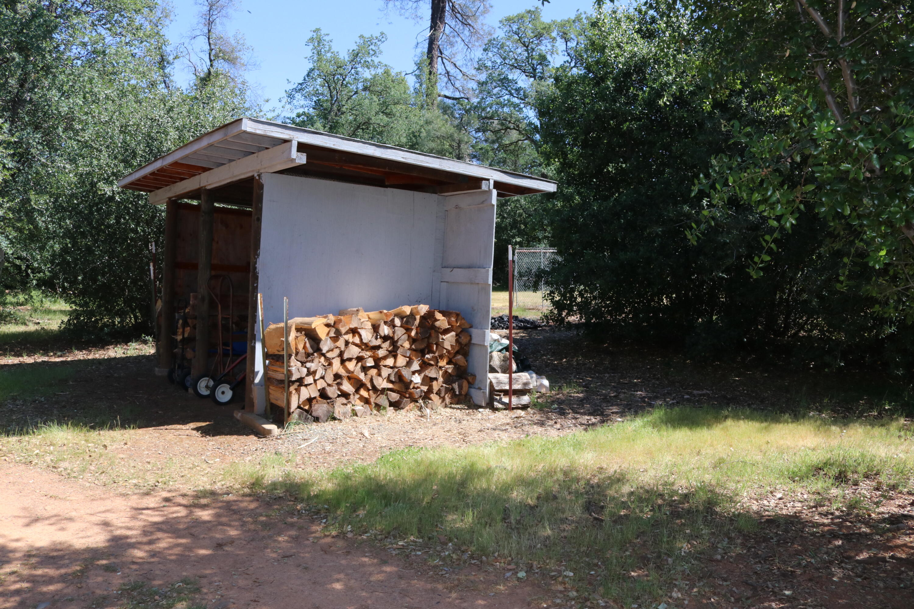 18659 Thomas Road Anderson, CA 96007 - Photo 38 of 45 Wood Shed