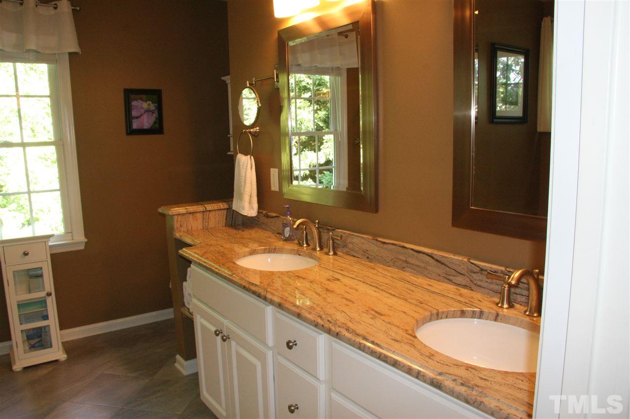 2209 Saltree Place Raleigh, NC 27614 - Photo 11 of 23 Gallery Image 11