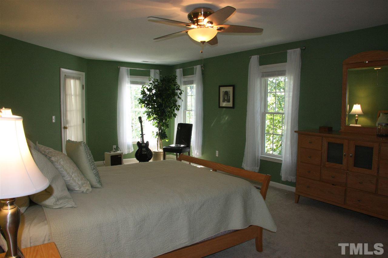 2209 Saltree Place Raleigh, NC 27614 - Photo 9 of 23 Gallery Image 9