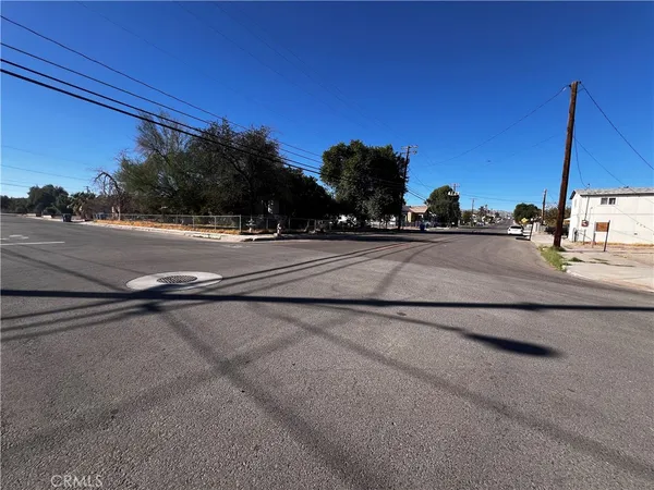 $18,000 | 521 Quivera Street, Needles, CA 92363