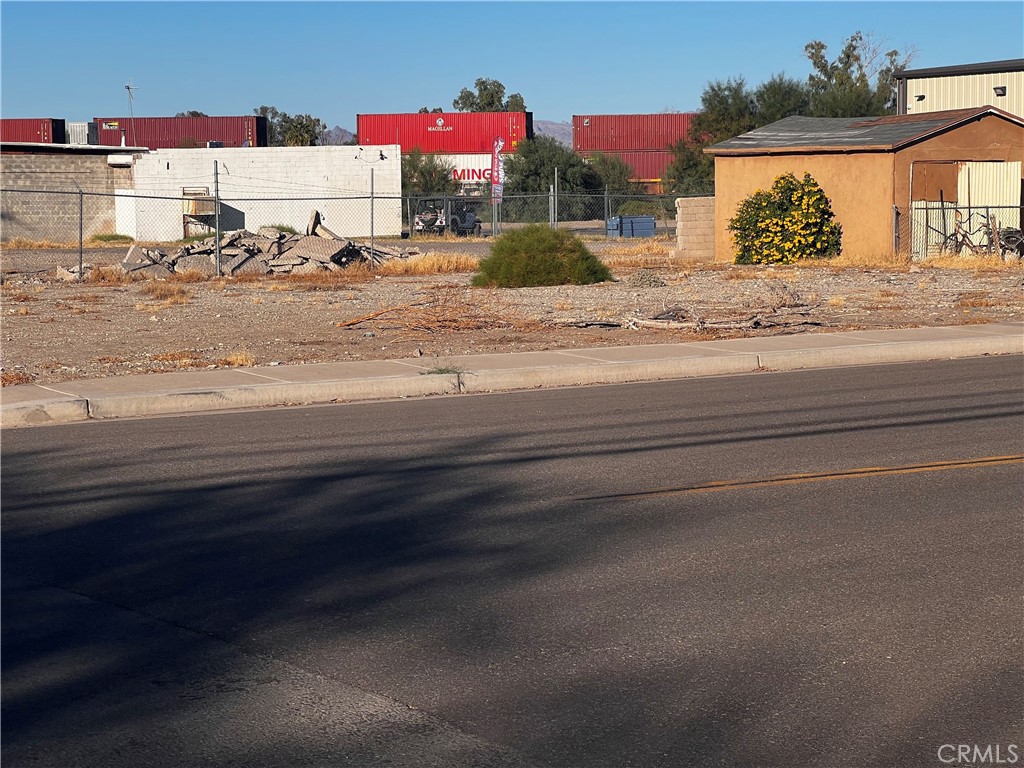 521 Quivera Street Needles, CA 92363 - Photo 8 of 17