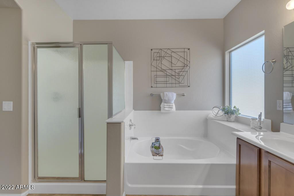 3160 East Blue Ridge Way Gilbert, AZ 85298 - Photo 21 of 43 021BlueRidgeWay001