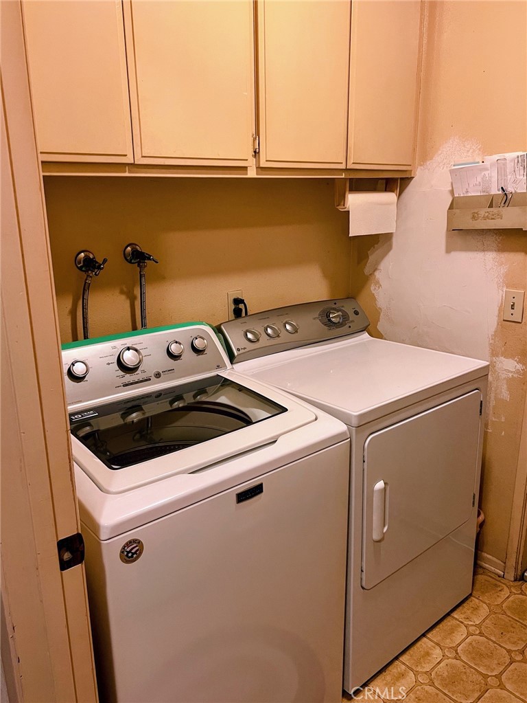 63 Rainbow Ridge Road Phillips Ranch, CA 91766 - Photo 15 of 18 LAUNDRY ROOM