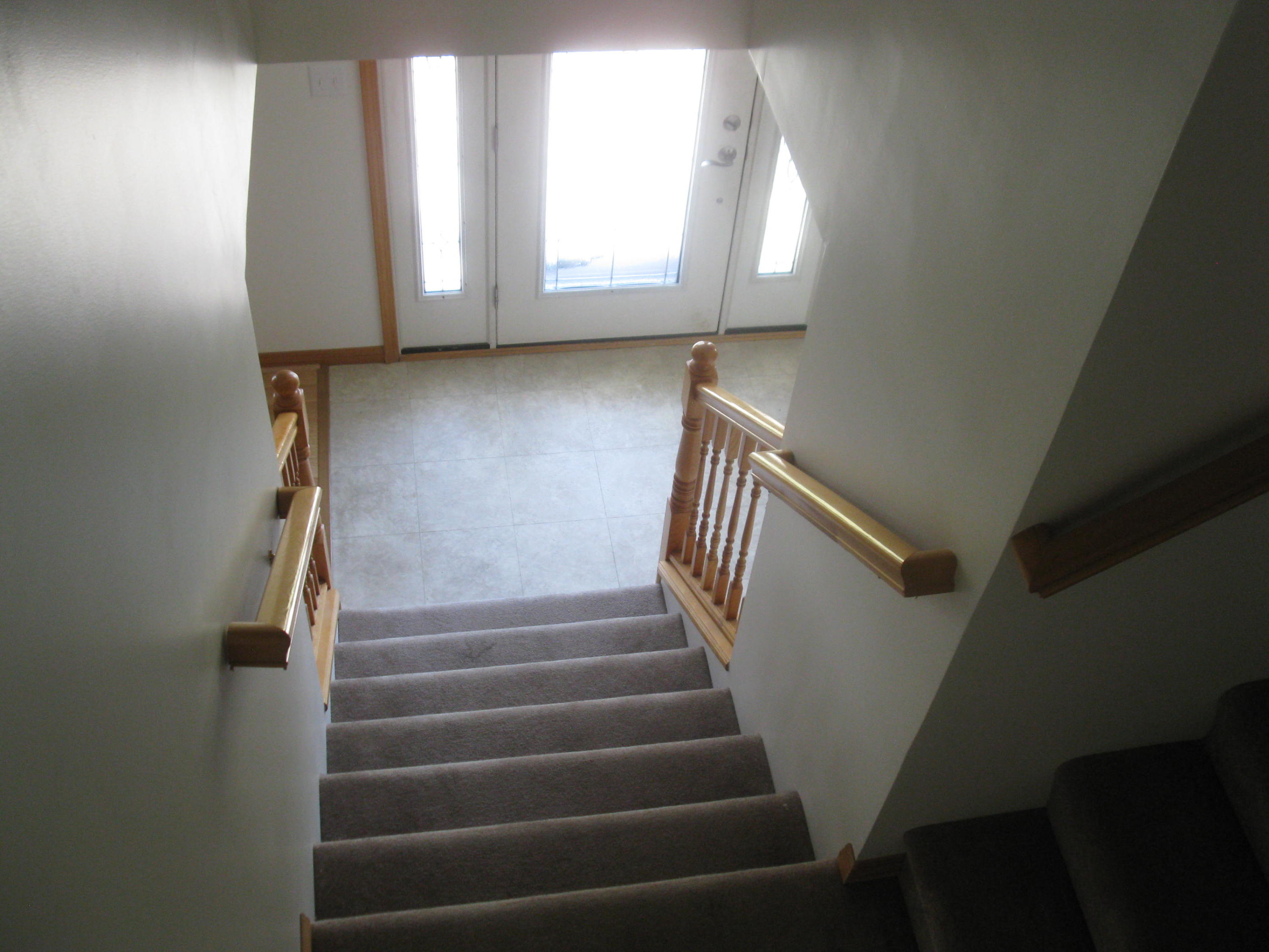669 Main Street Springvale, ME 04083 - Photo 16 of 24 Stairway