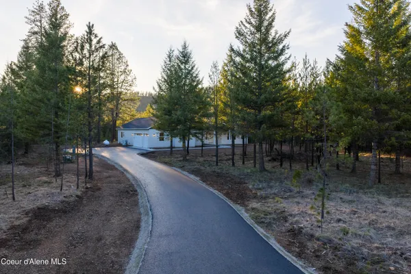 $1,250,000 | 150 Atlanta Way, Spirit Lake, ID 83869