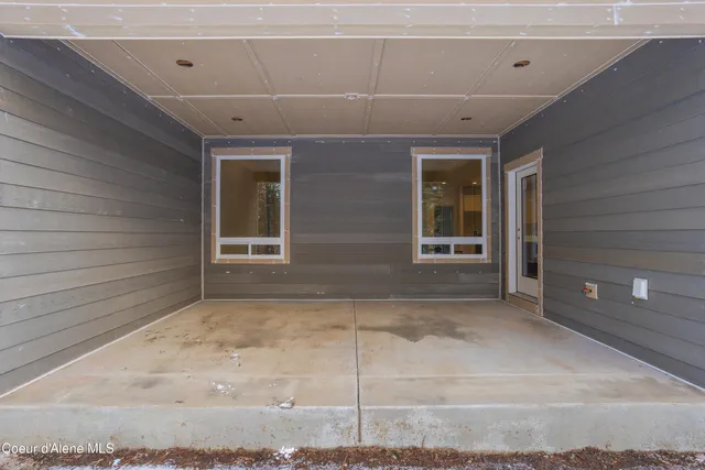 $1,250,000 | 150 Atlanta Way, Spirit Lake, ID 83869