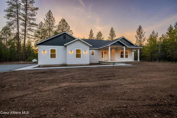 $1,250,000 | 150 Atlanta Way, Spirit Lake, ID 83869