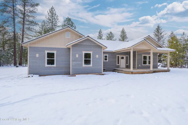 $1,250,000 | 150 Atlanta Way, Spirit Lake, ID 83869