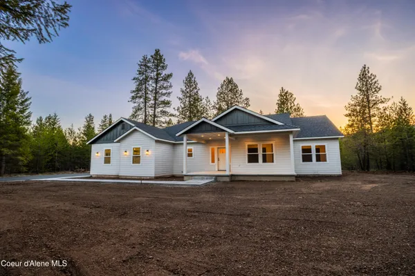 $1,250,000 | 150 Atlanta Way, Spirit Lake, ID 83869