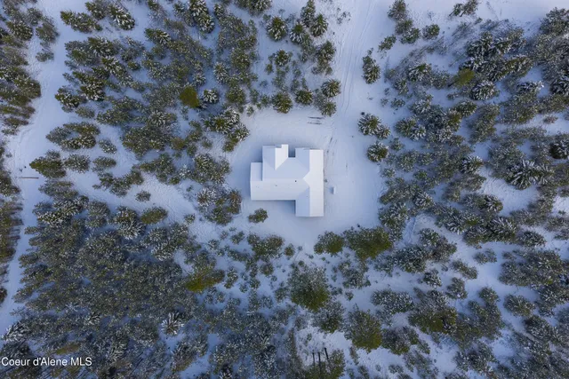 $1,250,000 | 150 Atlanta Way, Spirit Lake, ID 83869