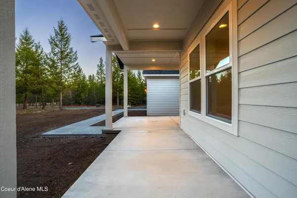 $1,250,000 | 150 Atlanta Way, Spirit Lake, ID 83869