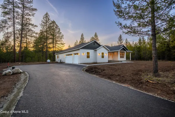 $1,250,000 | 150 Atlanta Way, Spirit Lake, ID 83869