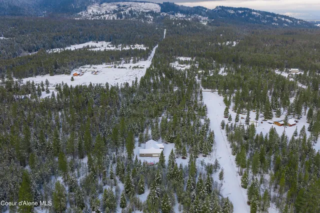 $1,250,000 | 150 Atlanta Way, Spirit Lake, ID 83869