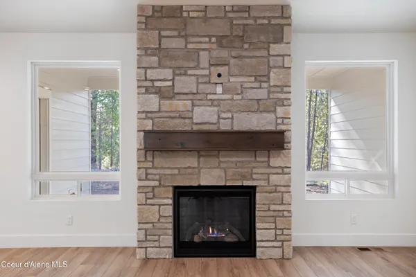 $1,250,000 | 150 Atlanta Way, Spirit Lake, ID 83869