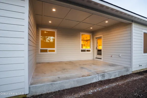 $1,250,000 | 150 Atlanta Way, Spirit Lake, ID 83869