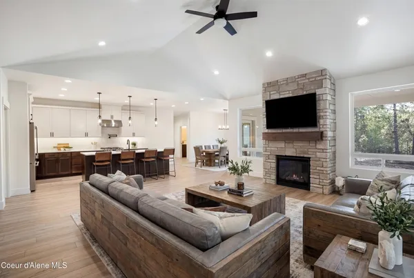 $1,250,000 | 150 Atlanta Way, Spirit Lake, ID 83869