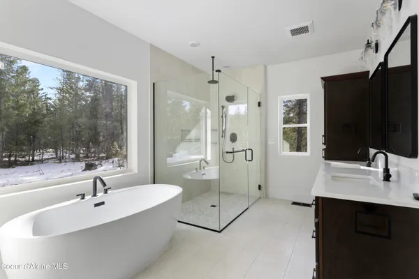 $1,250,000 | 150 Atlanta Way, Spirit Lake, ID 83869