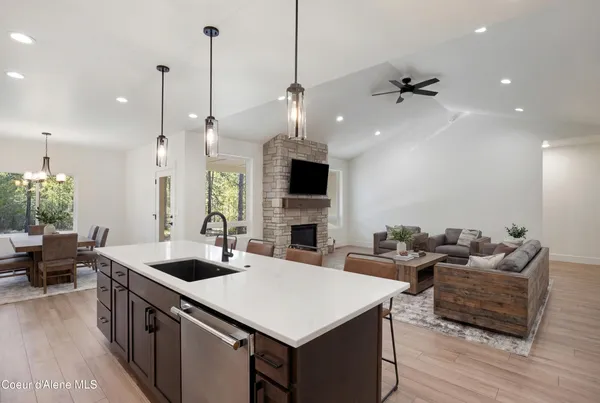 $1,250,000 | 150 Atlanta Way, Spirit Lake, ID 83869