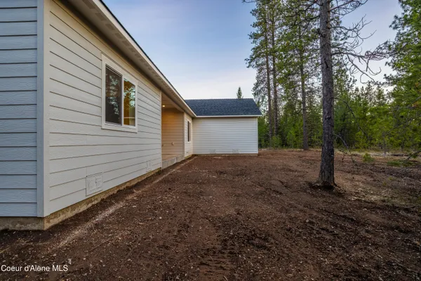 $1,250,000 | 150 Atlanta Way, Spirit Lake, ID 83869