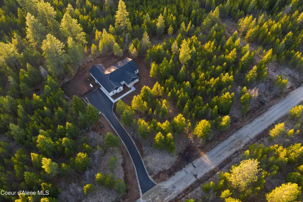 $1,250,000 | 150 Atlanta Way, Spirit Lake, ID 83869