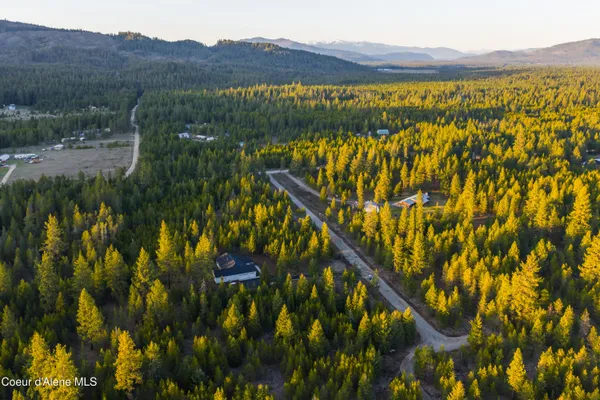 $1,250,000 | 150 Atlanta Way, Spirit Lake, ID 83869