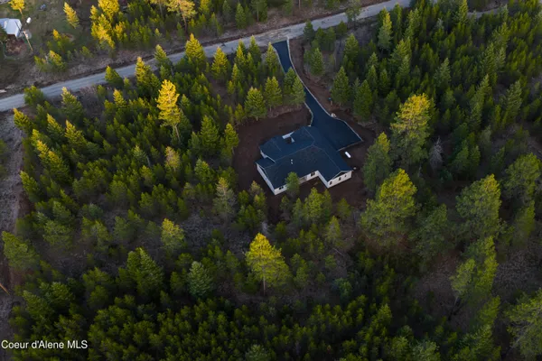 $1,250,000 | 150 Atlanta Way, Spirit Lake, ID 83869