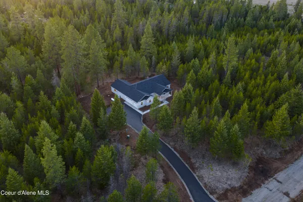 $1,250,000 | 150 Atlanta Way, Spirit Lake, ID 83869
