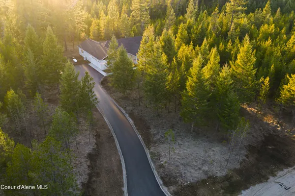 $1,250,000 | 150 Atlanta Way, Spirit Lake, ID 83869