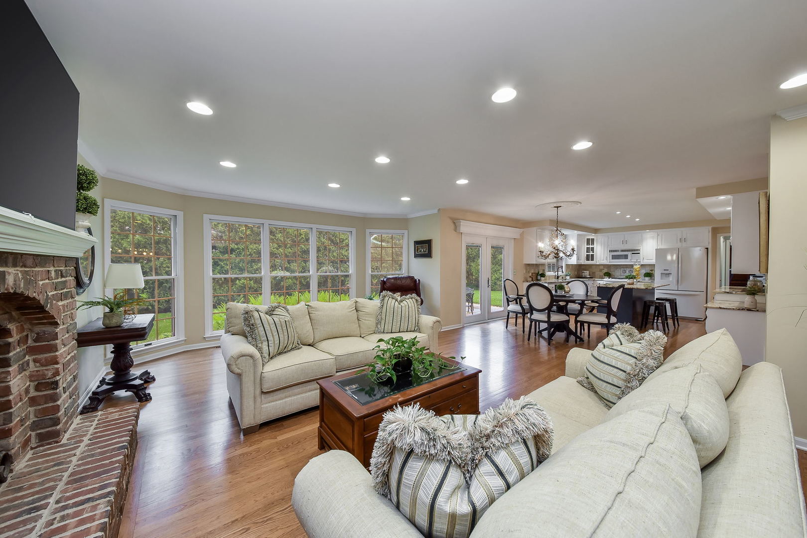 1314 Fagan Road Batavia, IL 60510 - Photo 9 of 25