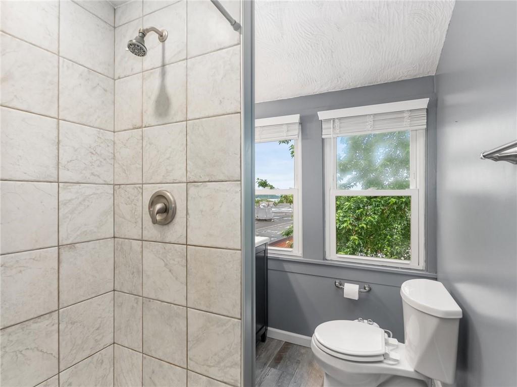 258 Wayne Street Baden, PA 15005 - Photo 16 of 27