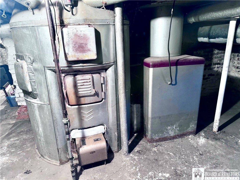 301 Swan Street Dunkirk, NY 14048 - Photo 15 of 17