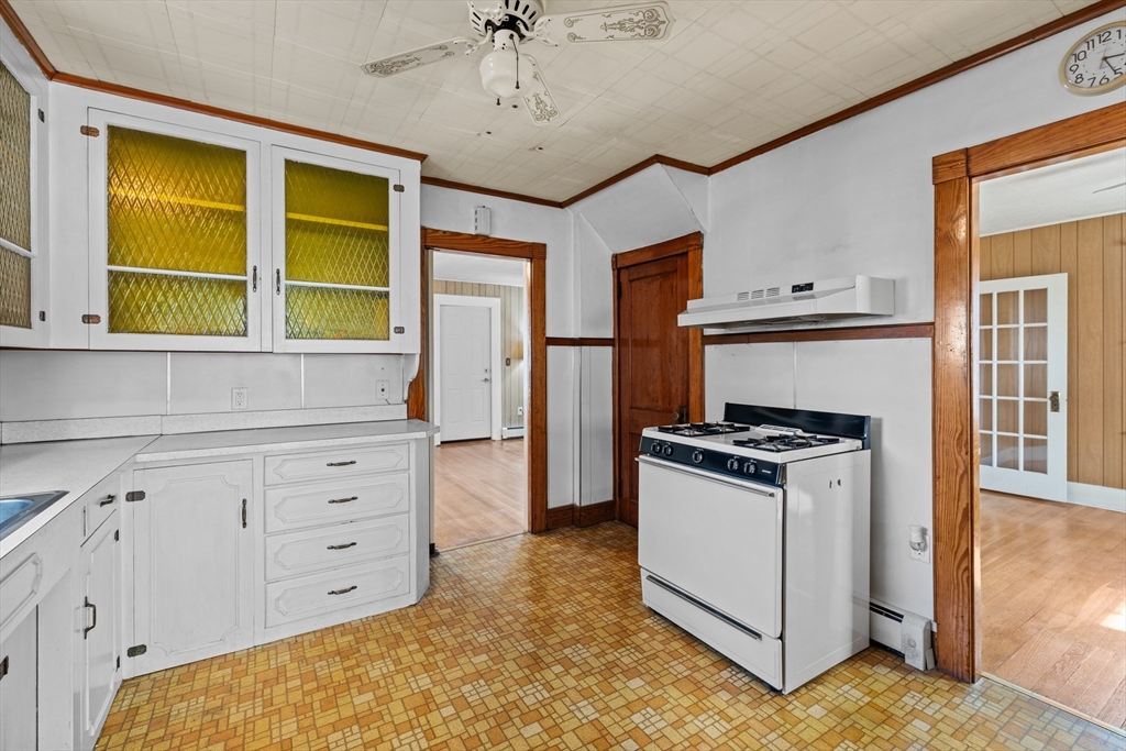 38 Farnham Street Fall River, MA 02720 - Photo 15 of 30 Gallery Image 15