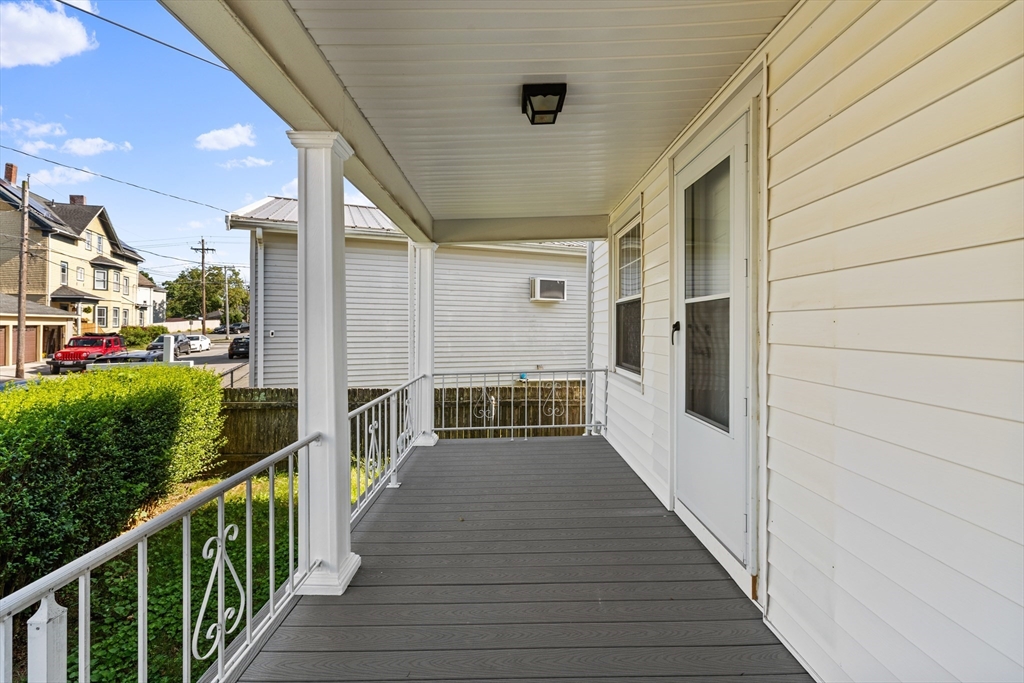 38 Farnham Street Fall River, MA 02720 - Photo 7 of 30 Gallery Image 7