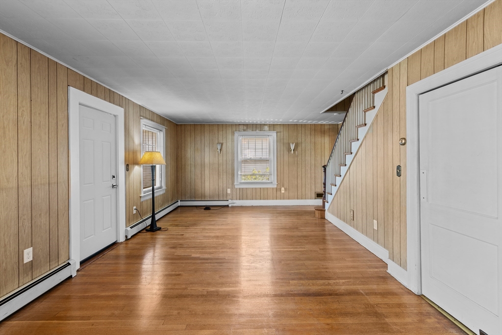 38 Farnham Street Fall River, MA 02720 - Photo 10 of 30 Gallery Image 10