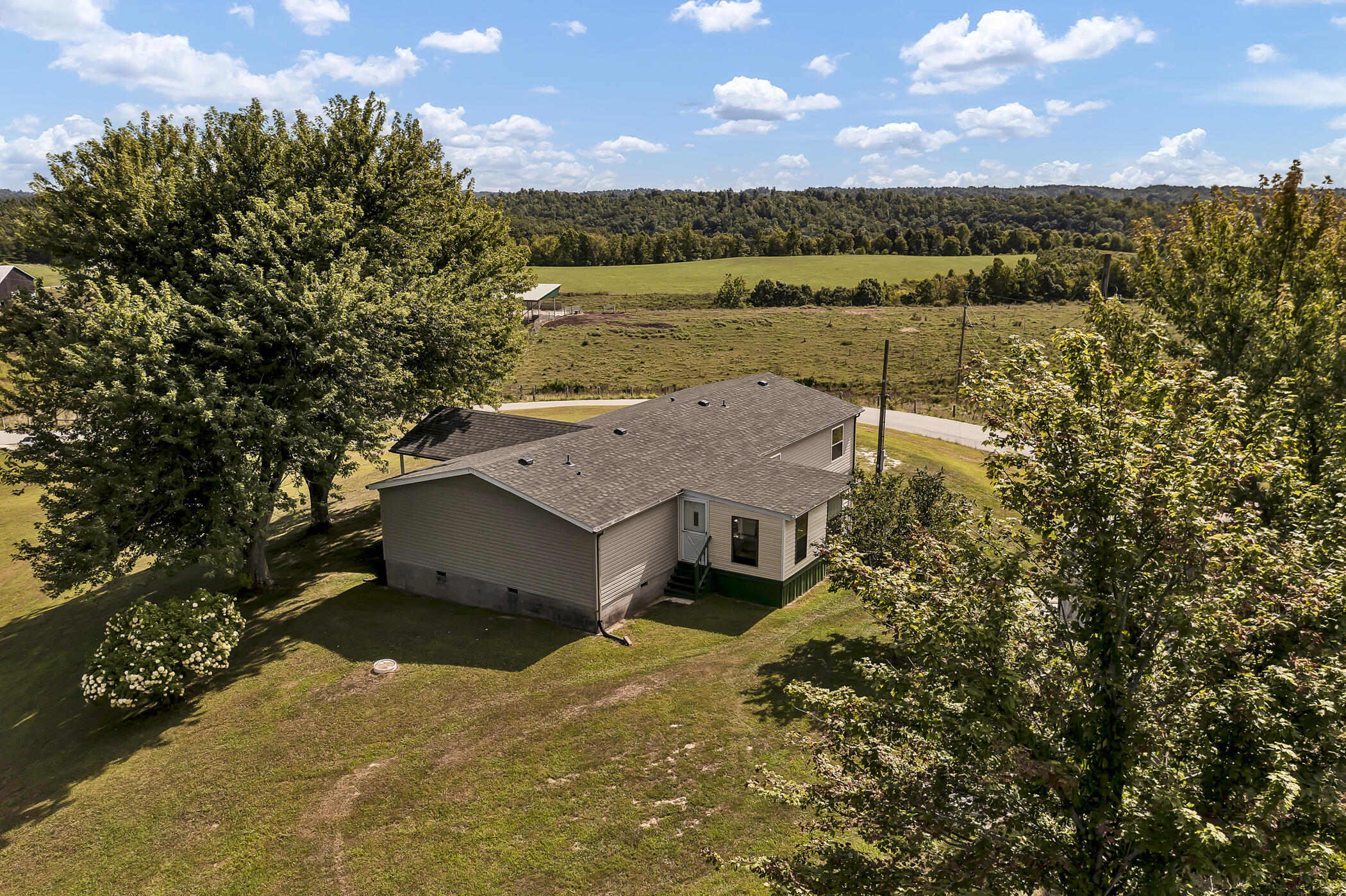 1055 Rosedale Road Morehead, KY 40351 - Photo 8 of 43 DJI_0990