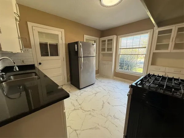 $1,695 | 2133 Edwin Street, Fort Worth, TX 76110