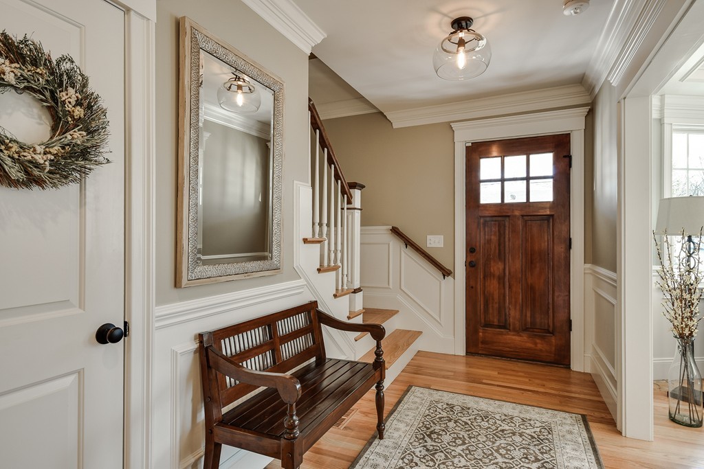 32 High Street Needham, MA 02494 - Photo 5 of 28