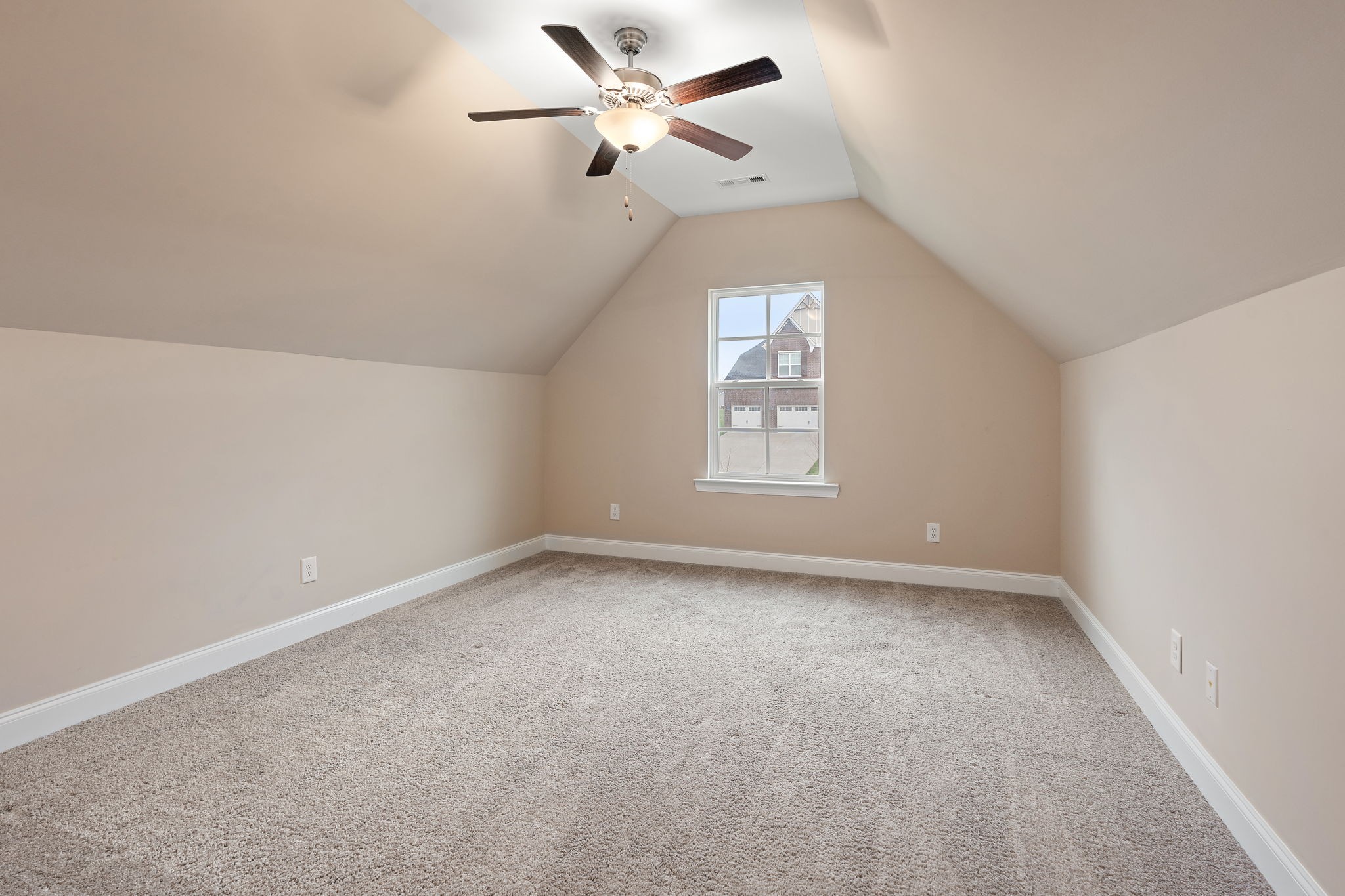 7205 Ragland Place Fairview, TN 37062 - Photo 26 of 36 Massive bonus room!