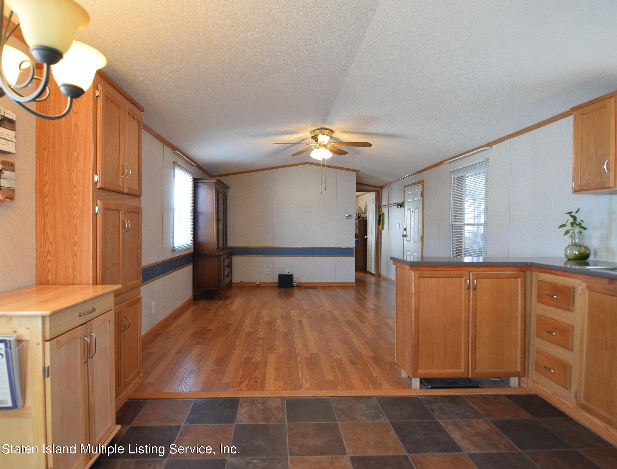 2701 Goethals Road North, Unit C2 Staten Island, NY 10303 - Photo 8 of 20 (8) KITCHEN AND LIVING ROOM