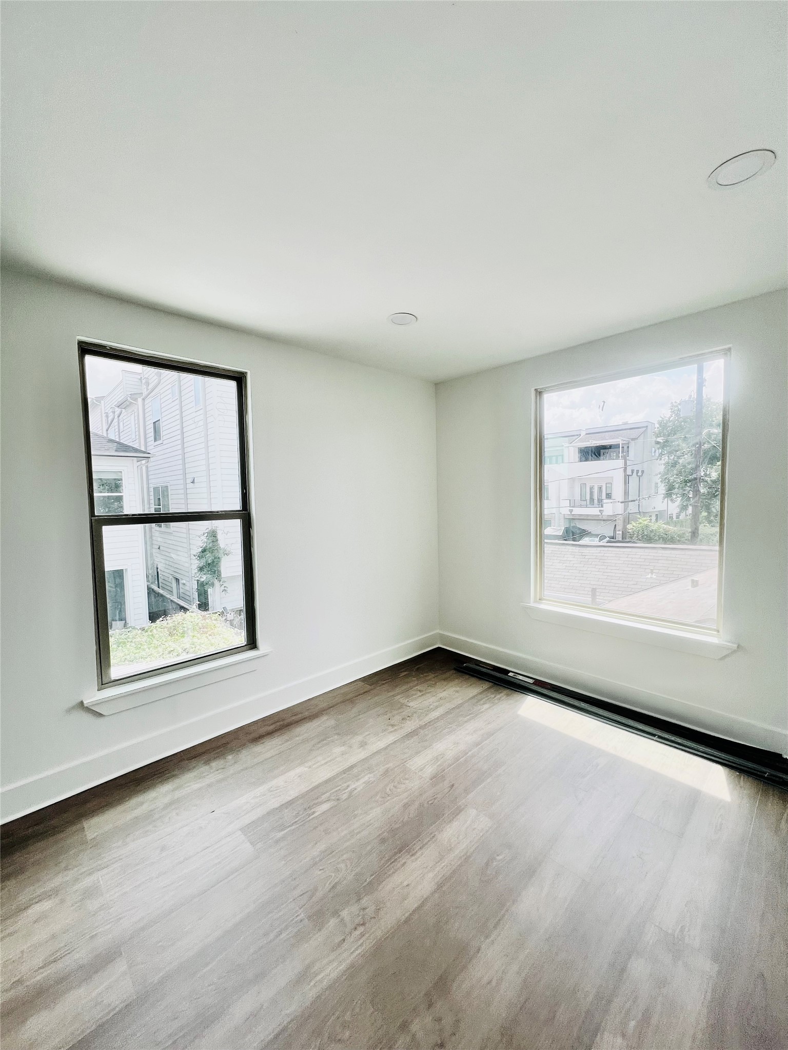 1713 Winter Street Houston, TX 77007 - Photo 10 of 12