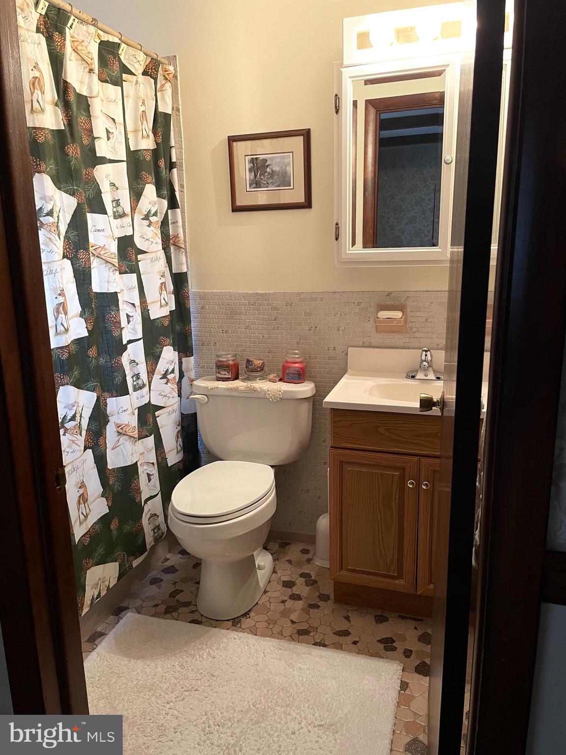 63 Fallenrock Road Levittown, PA 19056 - Photo 14 of 49