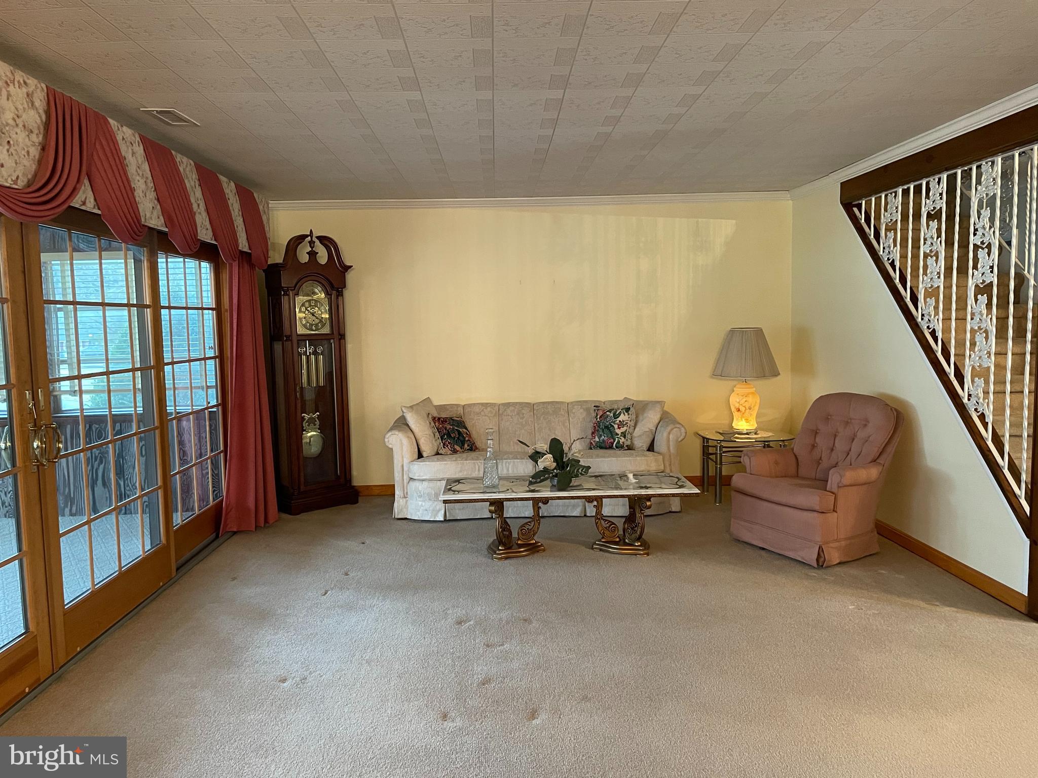 63 Fallenrock Road Levittown, PA 19056 - Photo 22 of 49