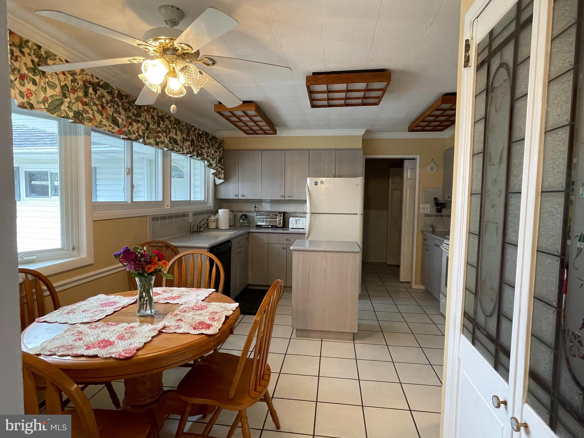 63 Fallenrock Road Levittown, PA 19056 - Photo 9 of 49