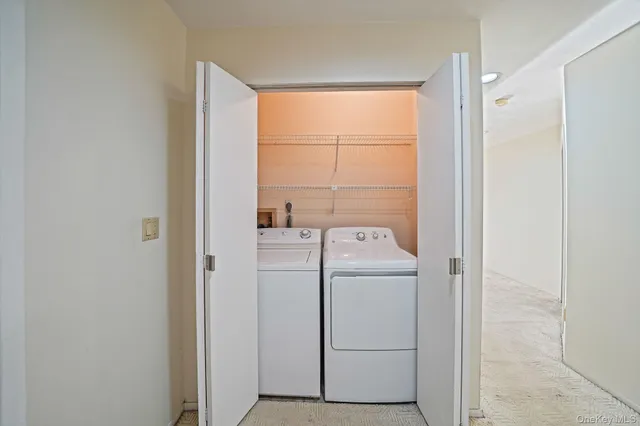 $615,000 | 113 Lakebridge Drive North, Kings Park, NY 11754